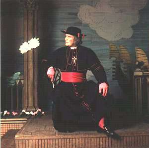 Kenneth Sandford (Dan Alhambra) Arighi costume